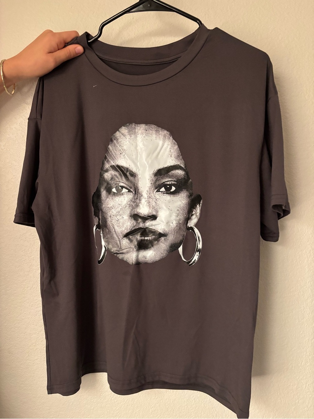 Women’s Sade Graphic Oversized Tee